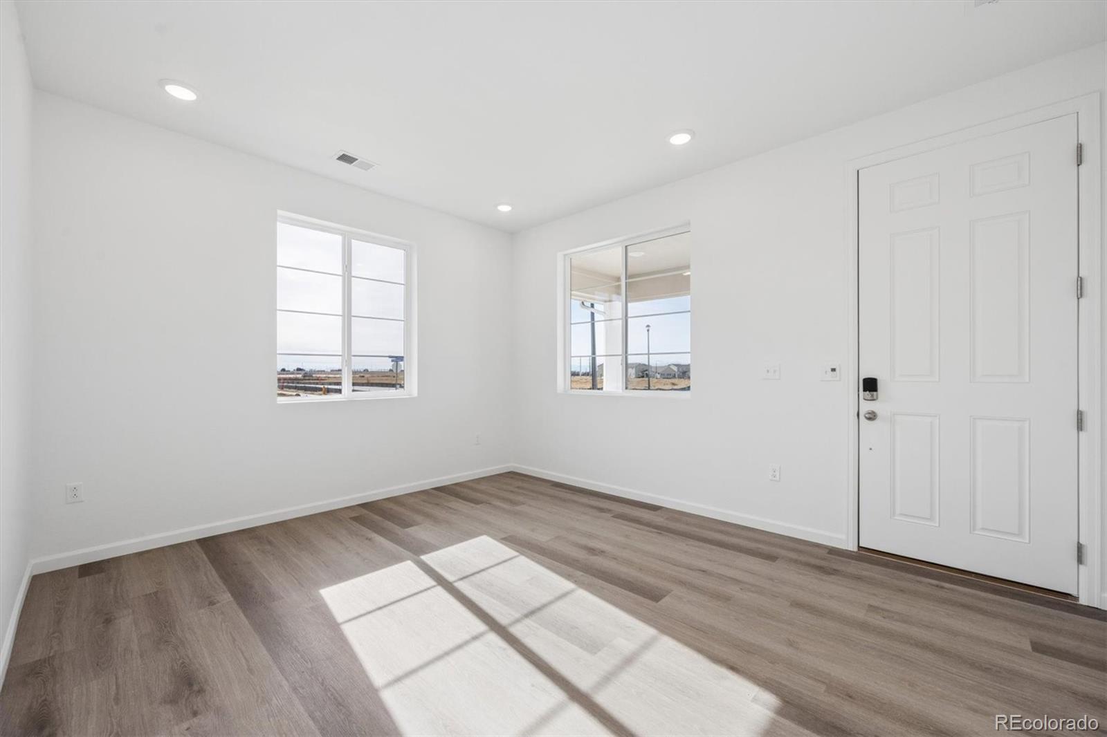MLS Image #14 for 396  lake granby avenue,brighton, Colorado