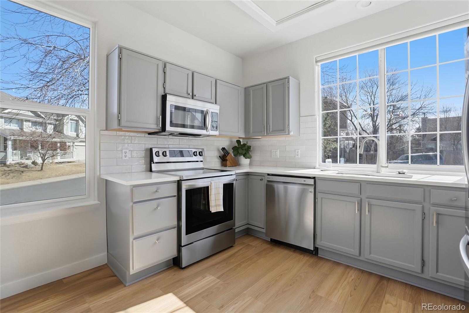 MLS Image #10 for 12643 s dove creek court,parker, Colorado
