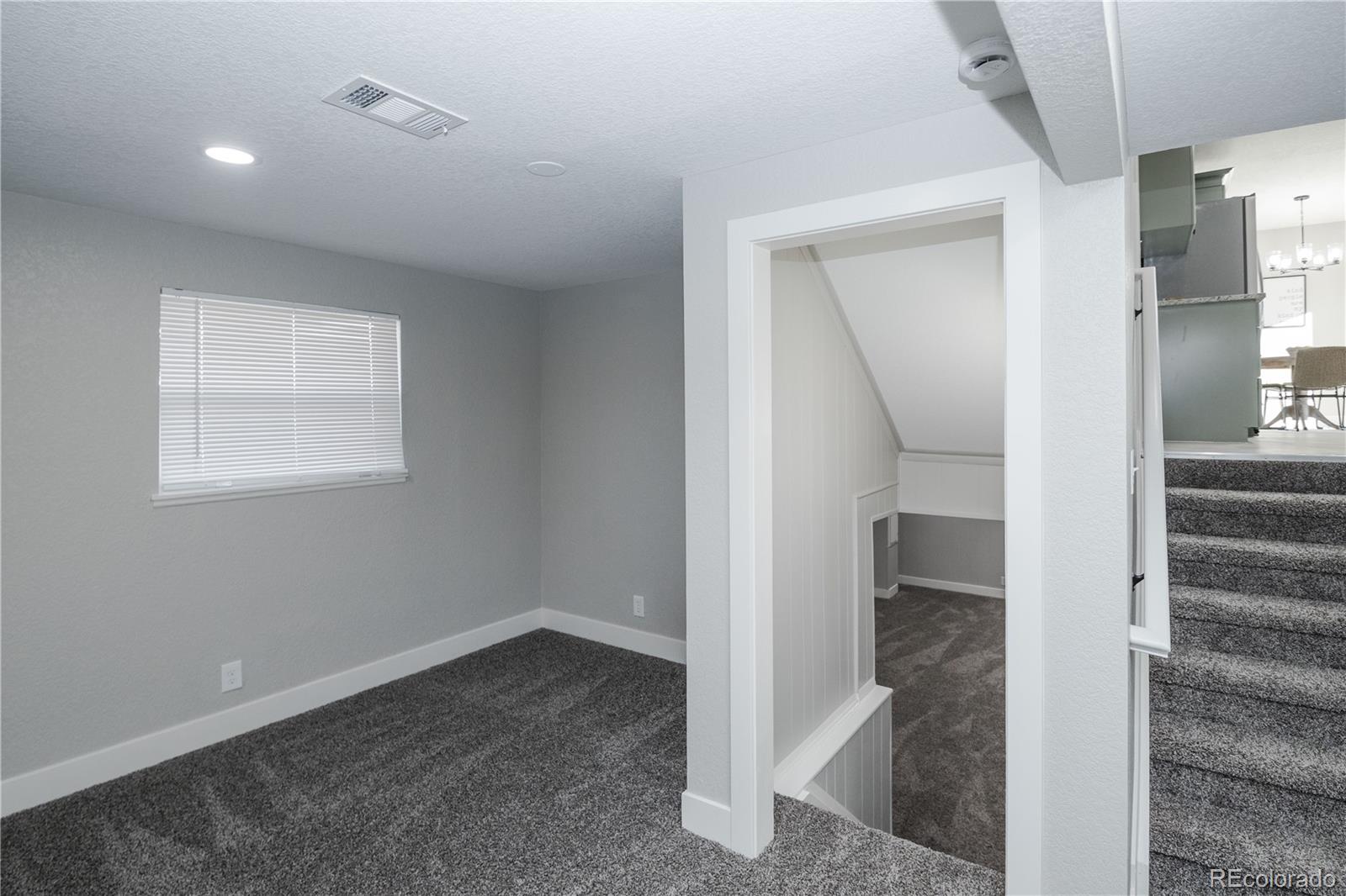MLS Image #27 for 11966  spring drive,northglenn, Colorado