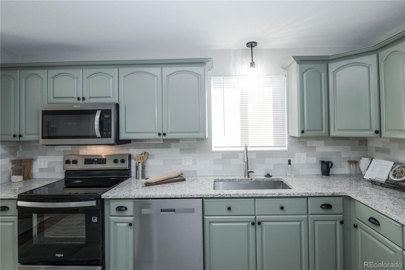 MLS Image #9 for 11966  spring drive,northglenn, Colorado