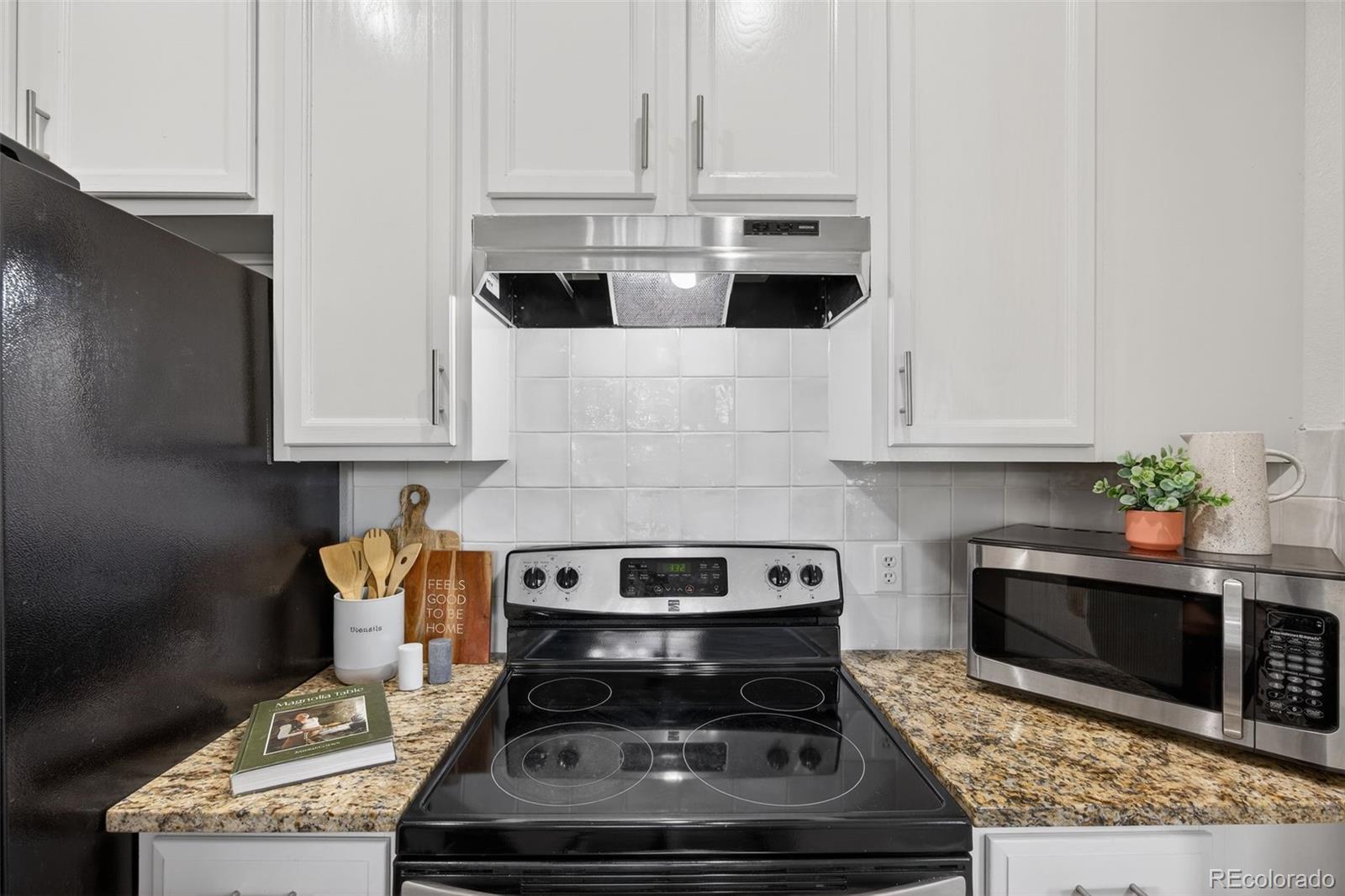 MLS Image #19 for 2290  akron court 101,denver, Colorado