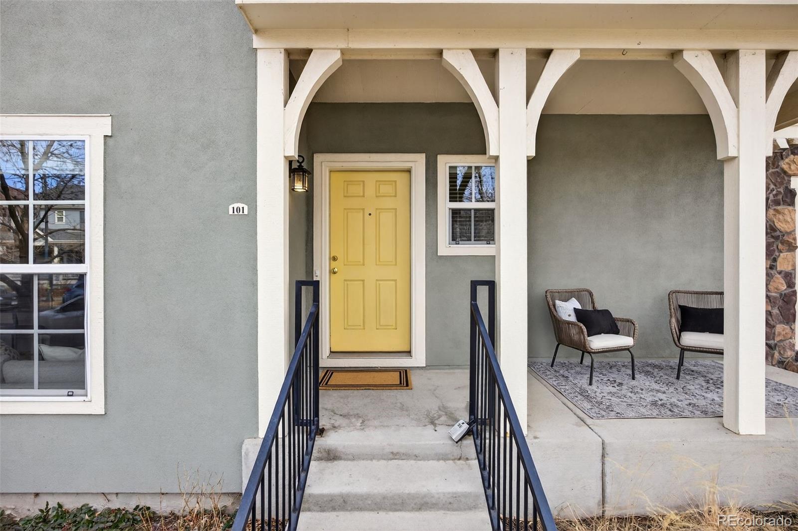 MLS Image #2 for 2290  akron court 101,denver, Colorado
