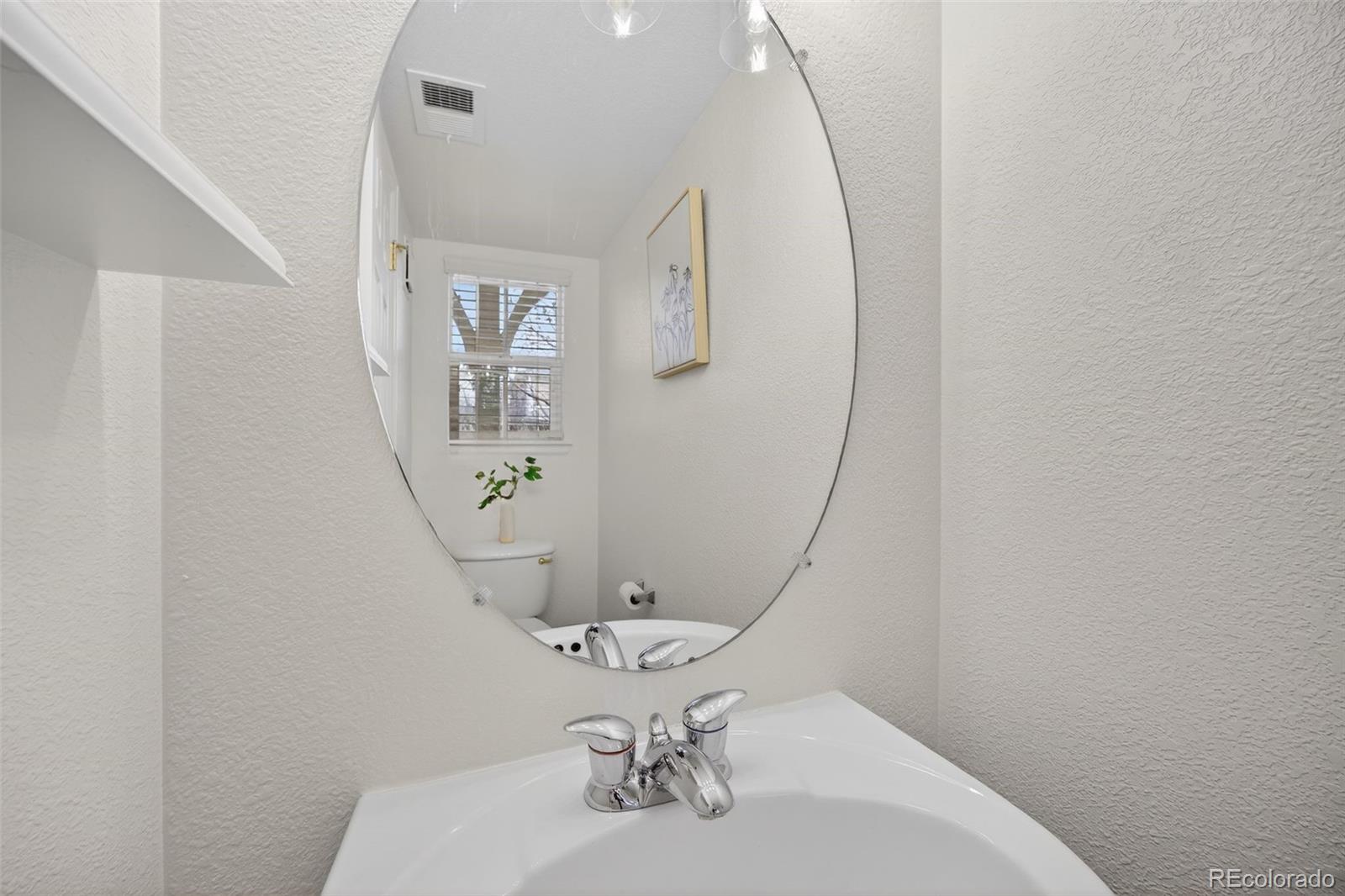 MLS Image #21 for 2290  akron court 101,denver, Colorado