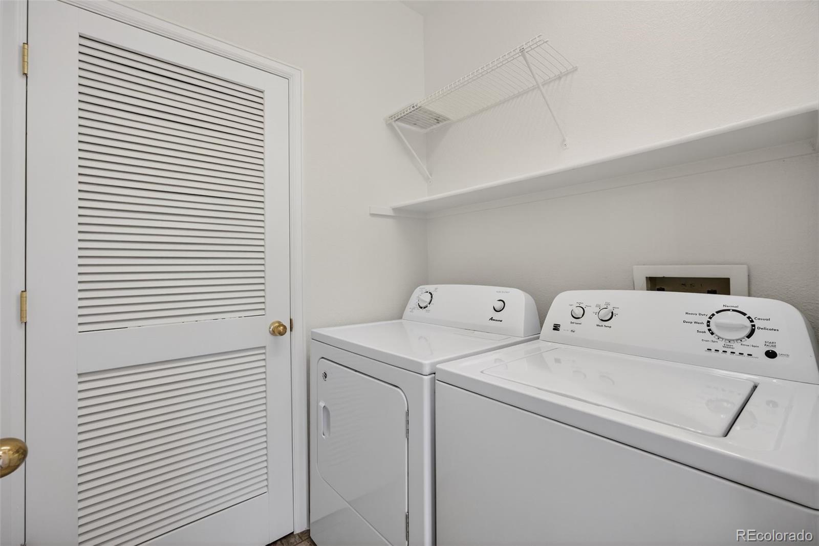 MLS Image #31 for 2290  akron court 101,denver, Colorado