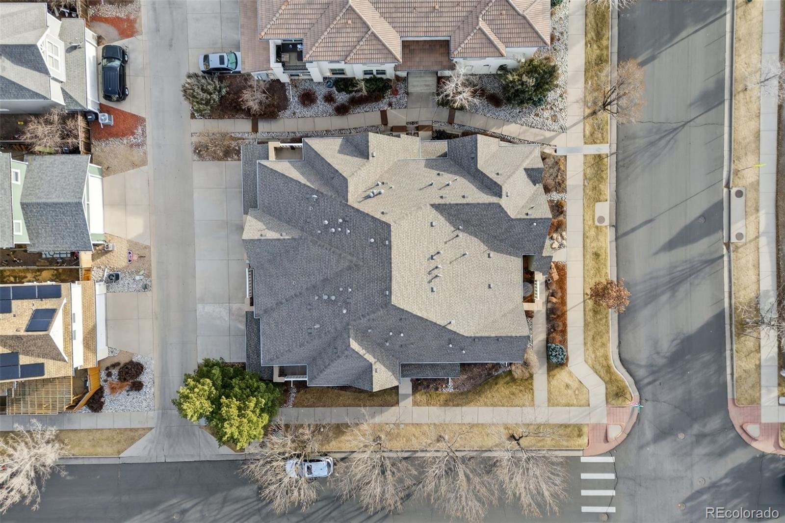 MLS Image #40 for 2290  akron court 101,denver, Colorado
