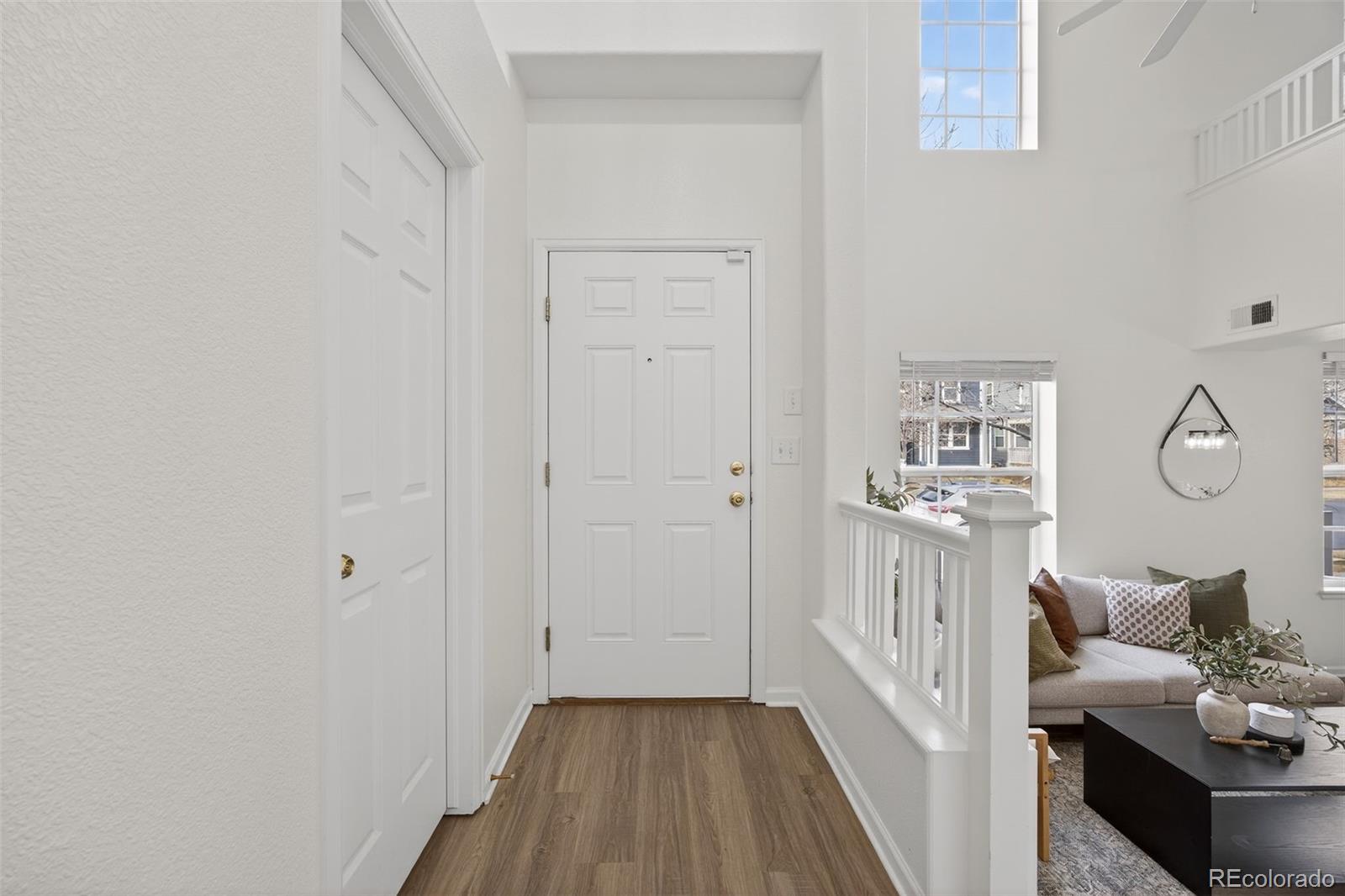 MLS Image #5 for 2290  akron court 101,denver, Colorado