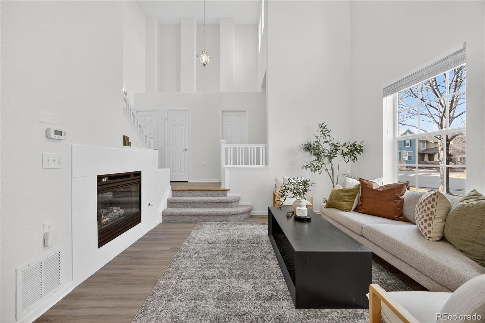 MLS Image #9 for 2290  akron court 101,denver, Colorado