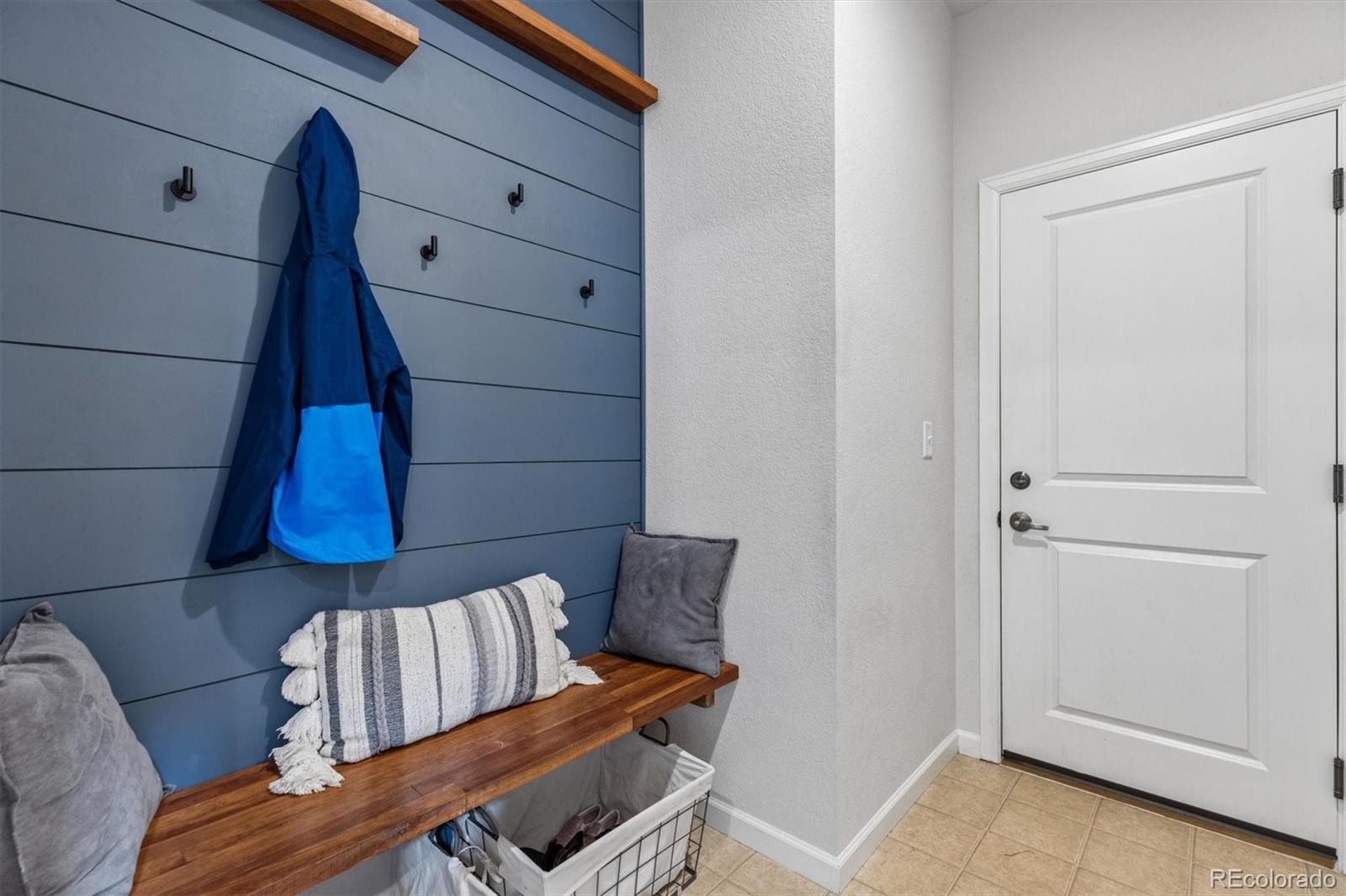 MLS Image #3 for 4998  basalt ridge circle,castle rock, Colorado