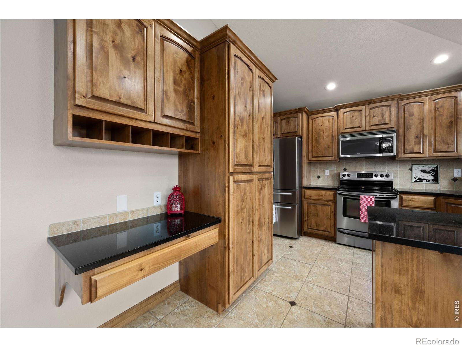 MLS Image #6 for 2086  cape hatteras drive,windsor, Colorado