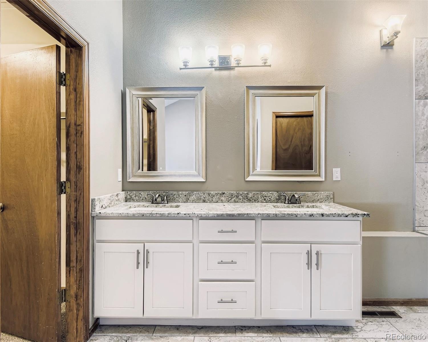 MLS Image #10 for 7641 s cove circle ,centennial, Colorado