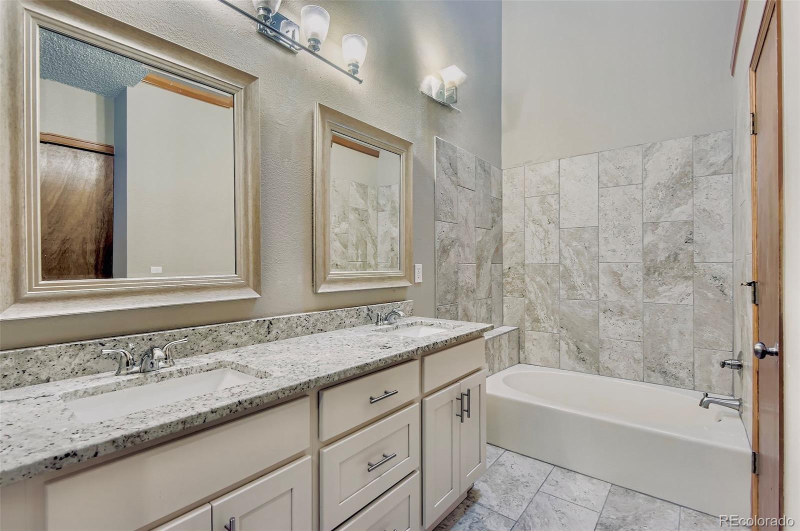 MLS Image #6 for 7641 s cove circle ,centennial, Colorado
