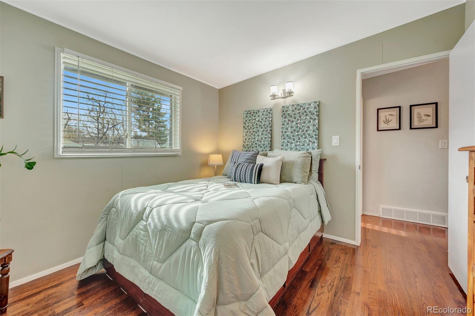 MLS Image #21 for 680 s washington circle,englewood, Colorado