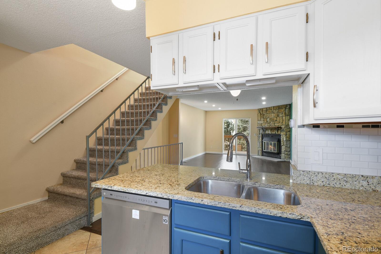 MLS Image #6 for 1811 s quebec way,denver, Colorado