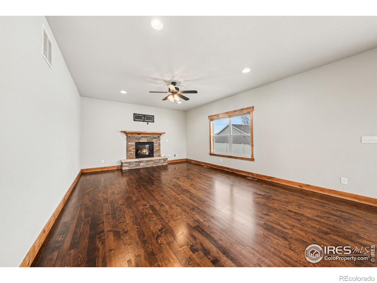 MLS Image #10 for 418  audubon boulevard,severance, Colorado