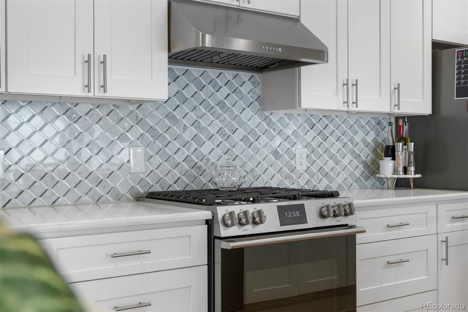 MLS Image #6 for 7155 e exposition avenue,denver, Colorado