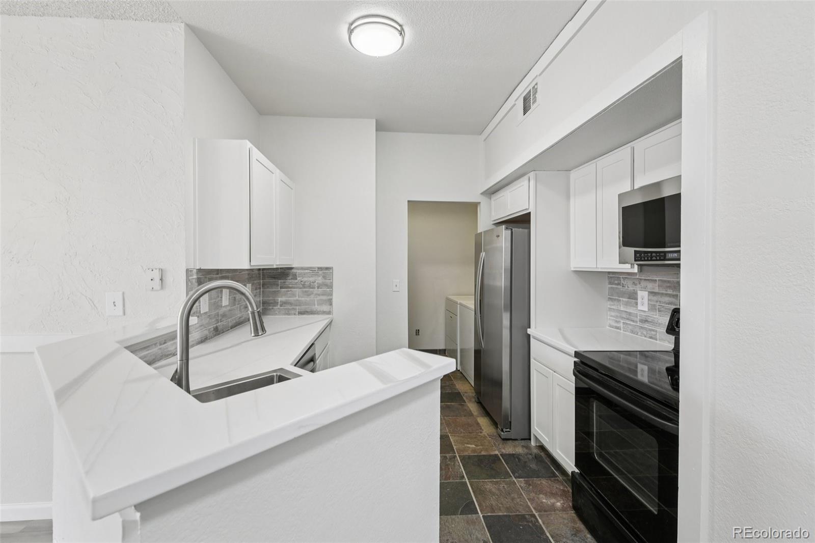 MLS Image #11 for 6001 s yosemite street b102,greenwood village, Colorado