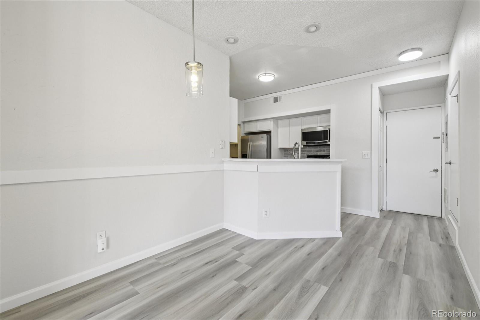 MLS Image #9 for 6001 s yosemite street b102,greenwood village, Colorado