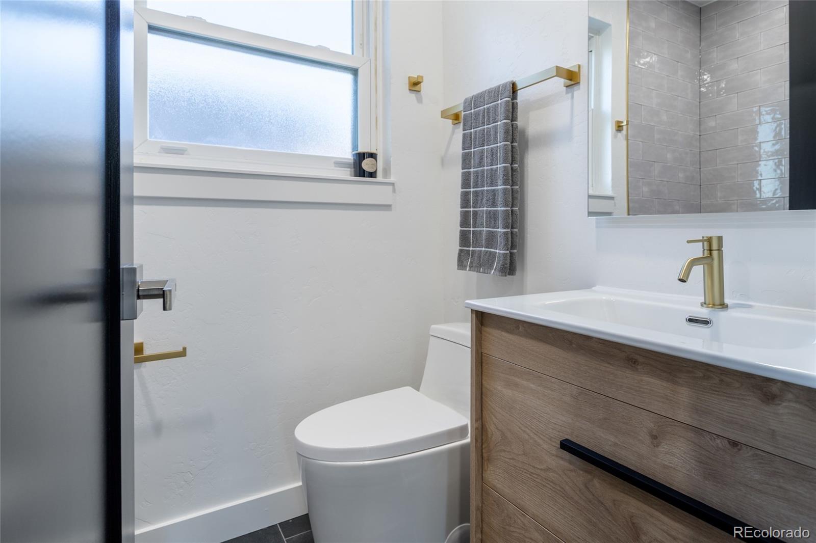 MLS Image #11 for 2518  kearney street,denver, Colorado