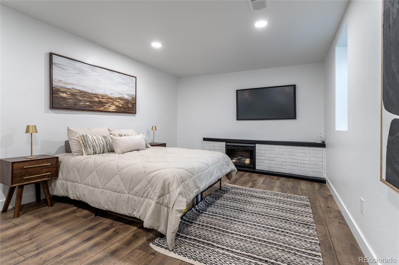MLS Image #15 for 2518  kearney street,denver, Colorado