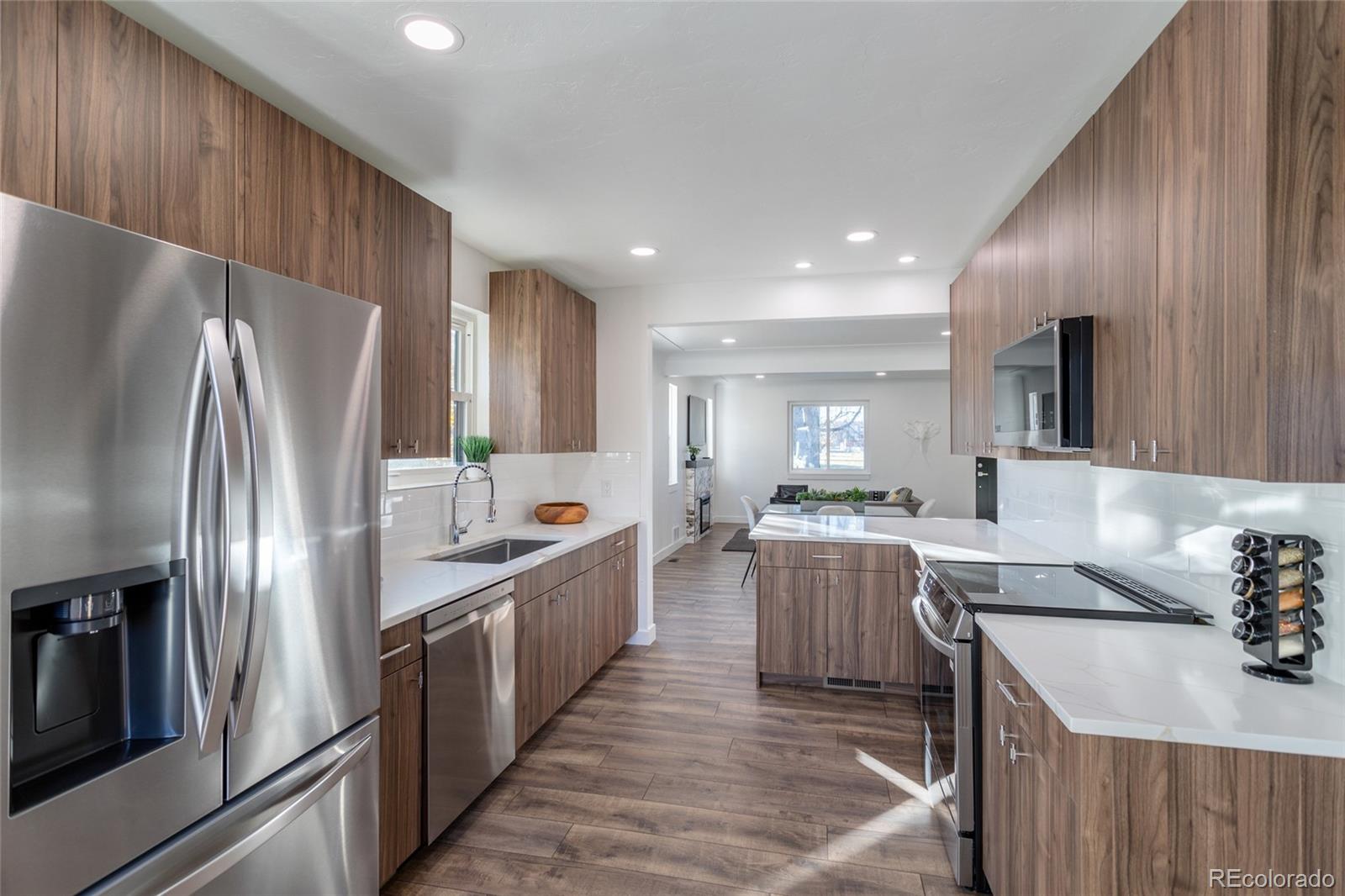 MLS Image #8 for 2518  kearney street,denver, Colorado