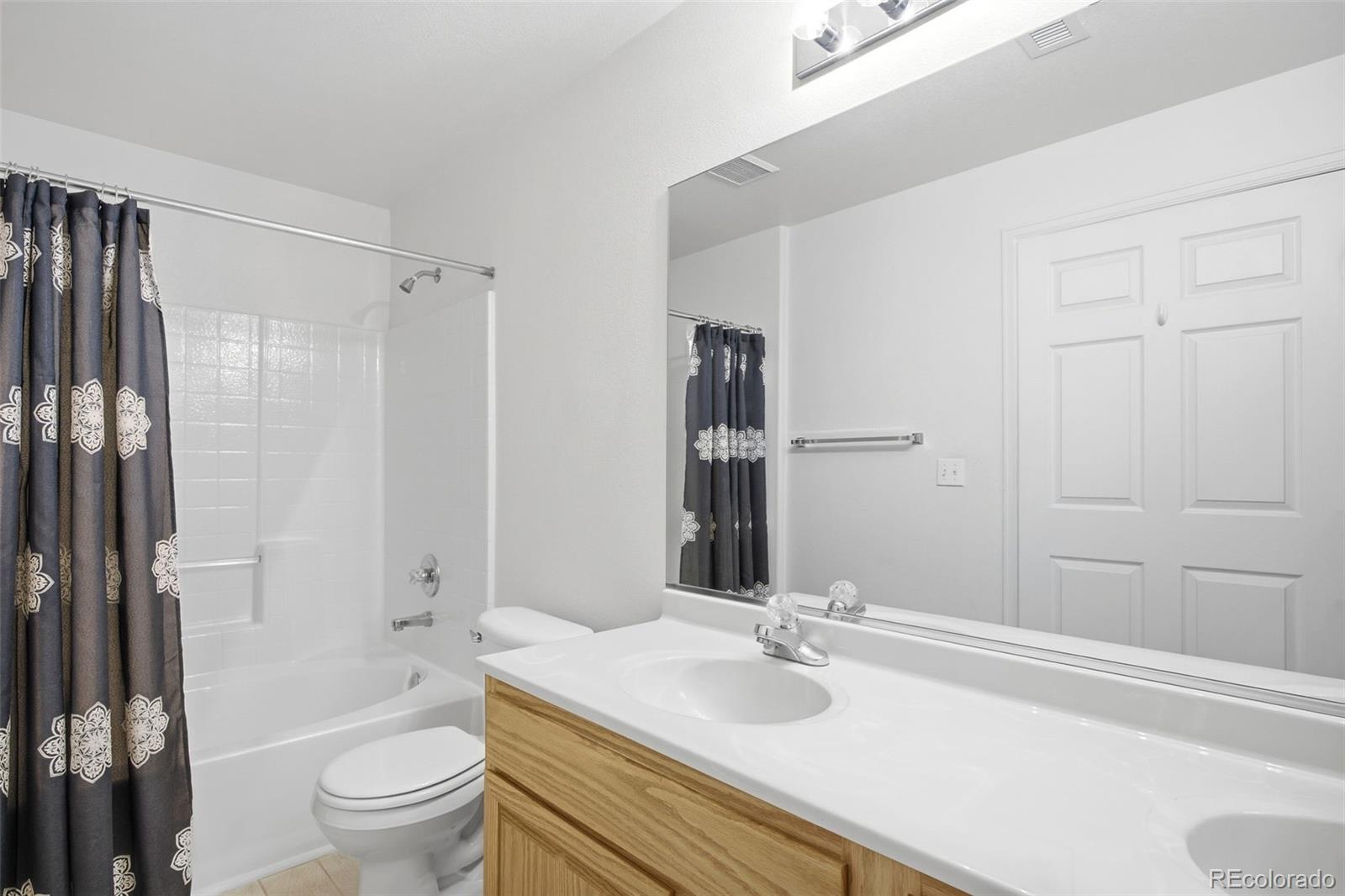 MLS Image #12 for 1130  opal street 104,broomfield, Colorado
