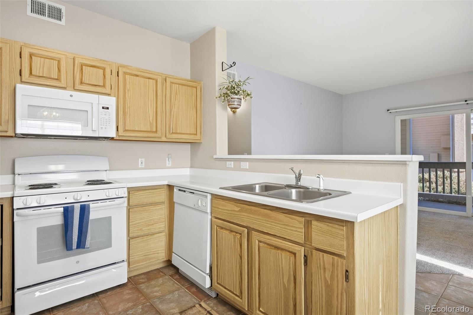 MLS Image #2 for 1130  opal street 104,broomfield, Colorado