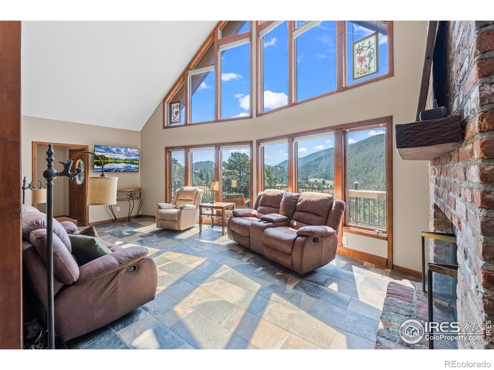 MLS Image #3 for 317  dunraven glade road,glen haven, Colorado