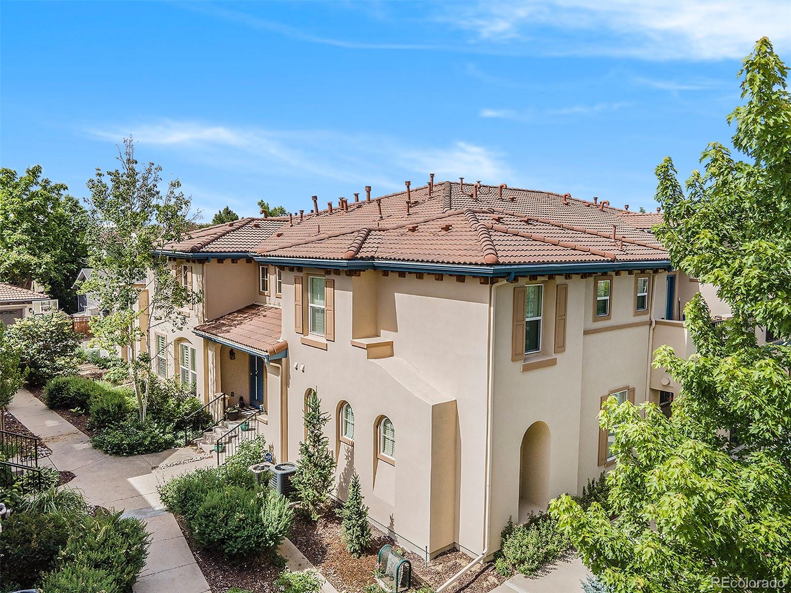 MLS Image #19 for 9002 e 24th place 101,denver, Colorado