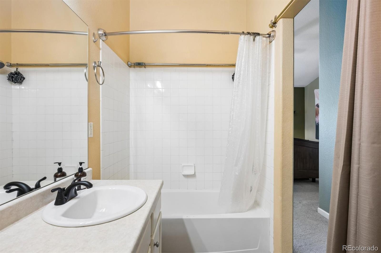 MLS Image #11 for 19962 e harvard avenue,aurora, Colorado