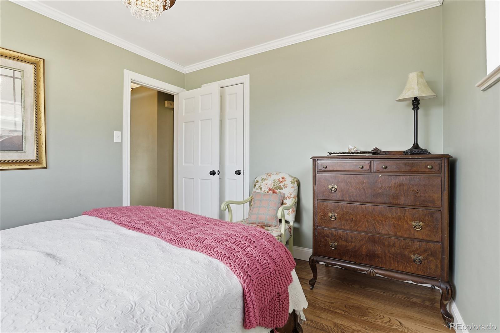 MLS Image #13 for 1649 s utica street,denver, Colorado