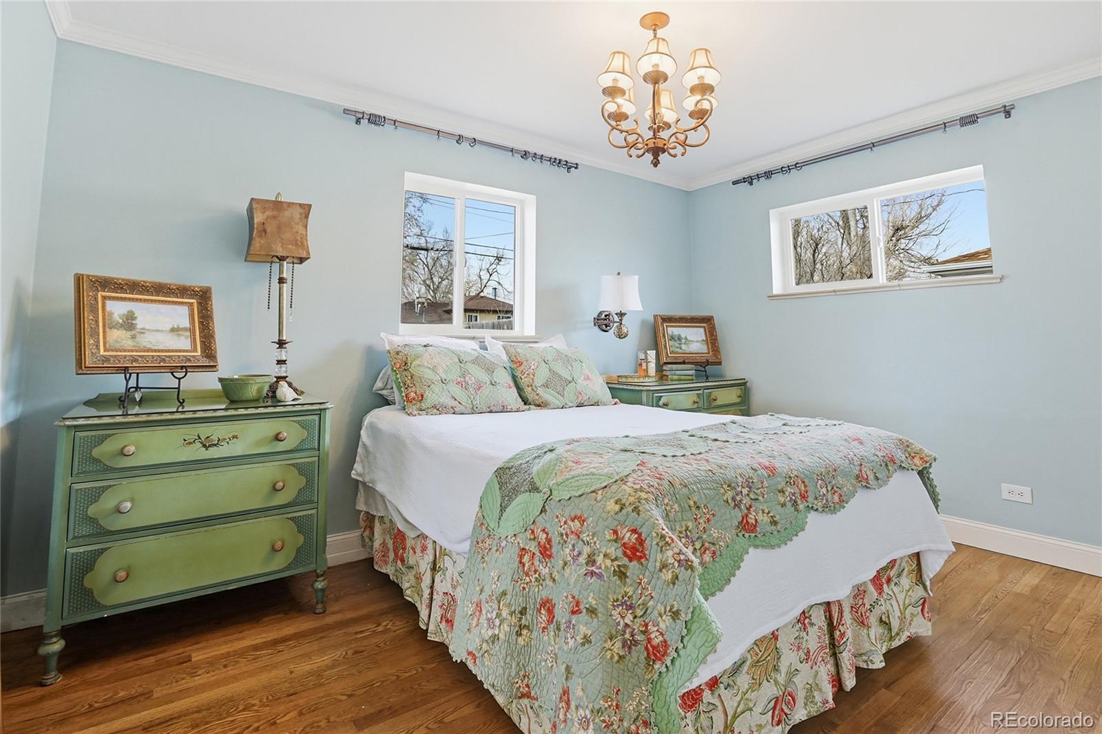MLS Image #14 for 1649 s utica street,denver, Colorado