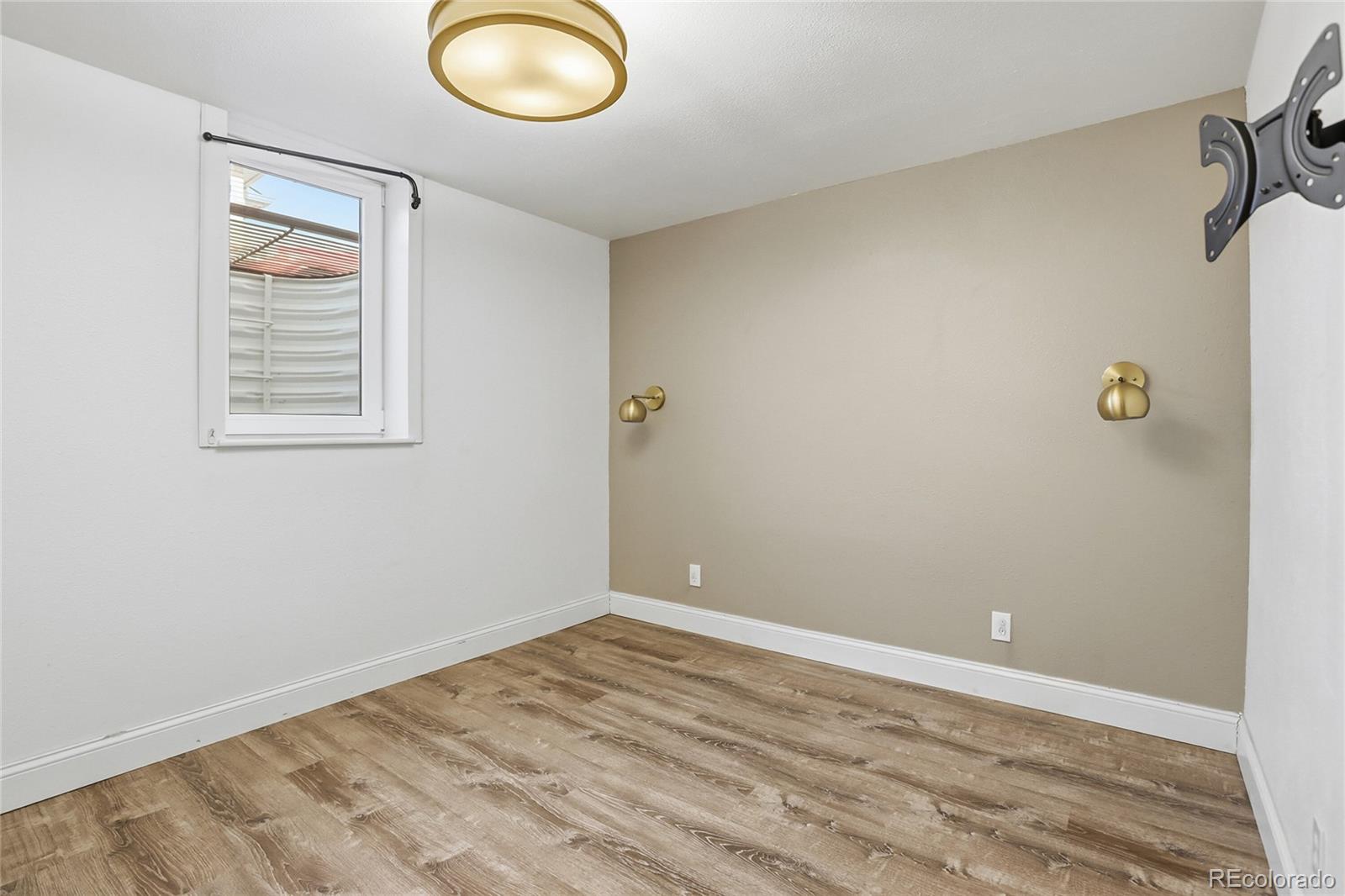 MLS Image #28 for 1649 s utica street,denver, Colorado