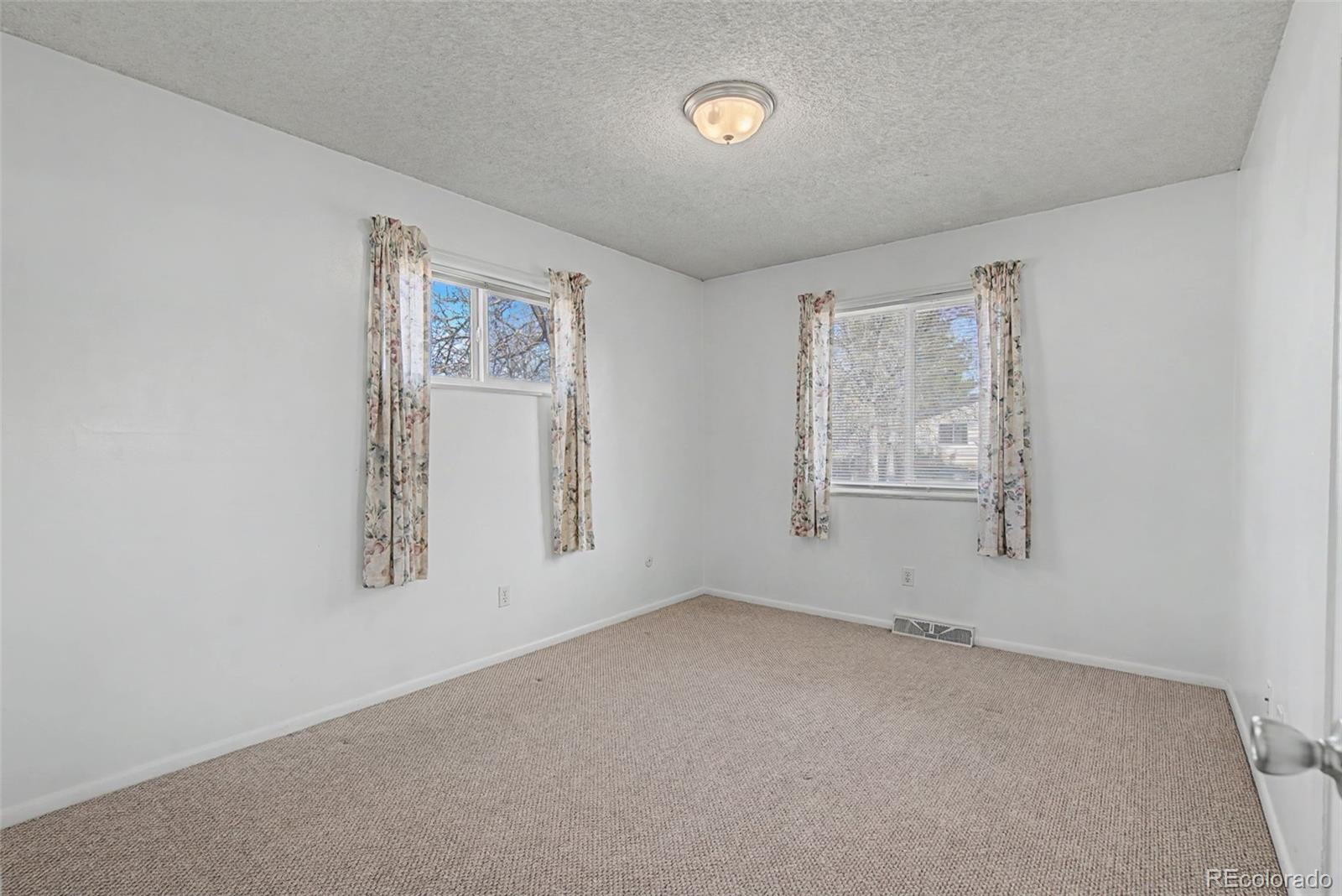 MLS Image #29 for 7584 e costilla boulevard,centennial, Colorado