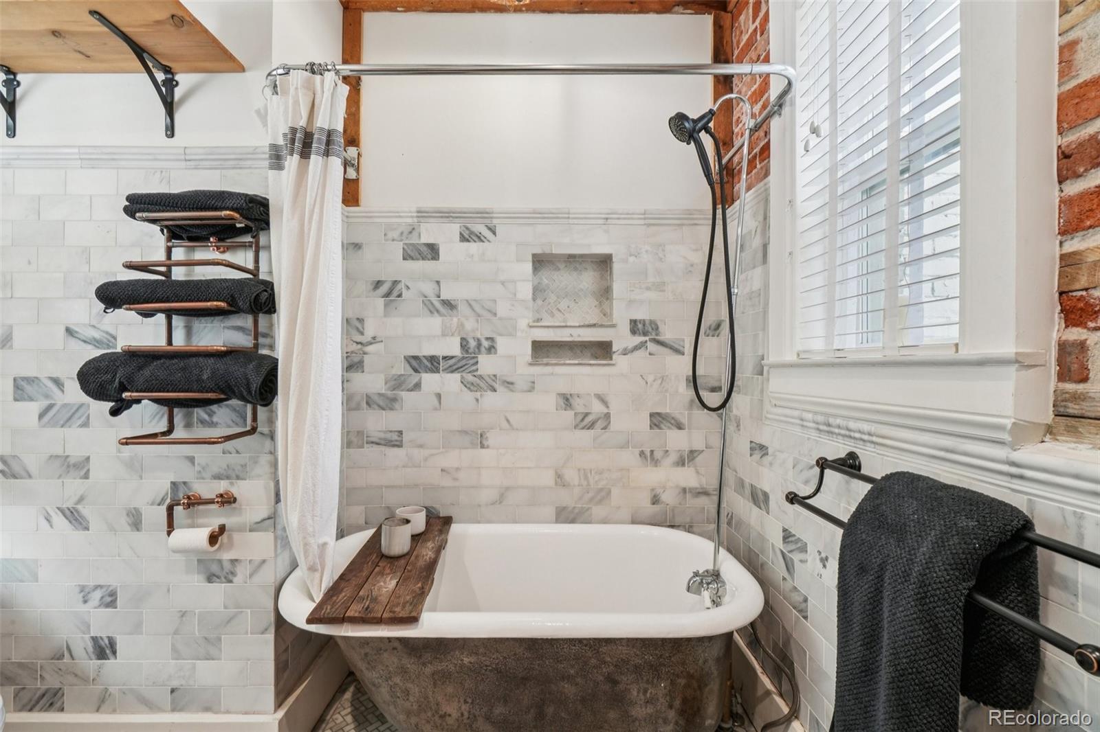 MLS Image #21 for 610 n logan street,denver, Colorado