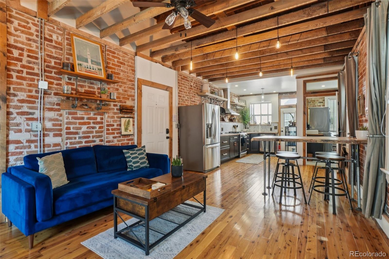 MLS Image #4 for 610 n logan street,denver, Colorado