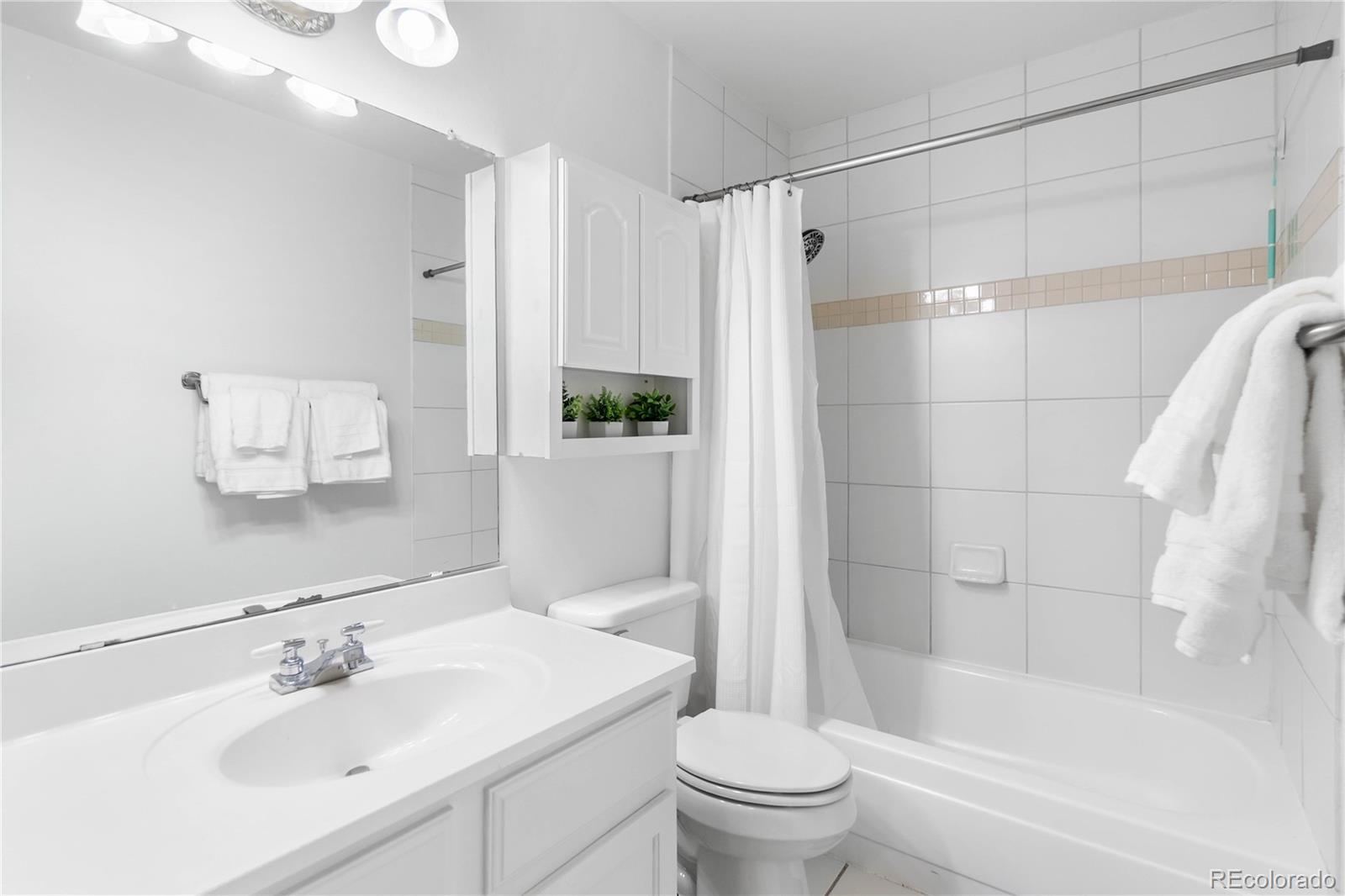 MLS Image #16 for 16482 e radcliff place a,aurora, Colorado