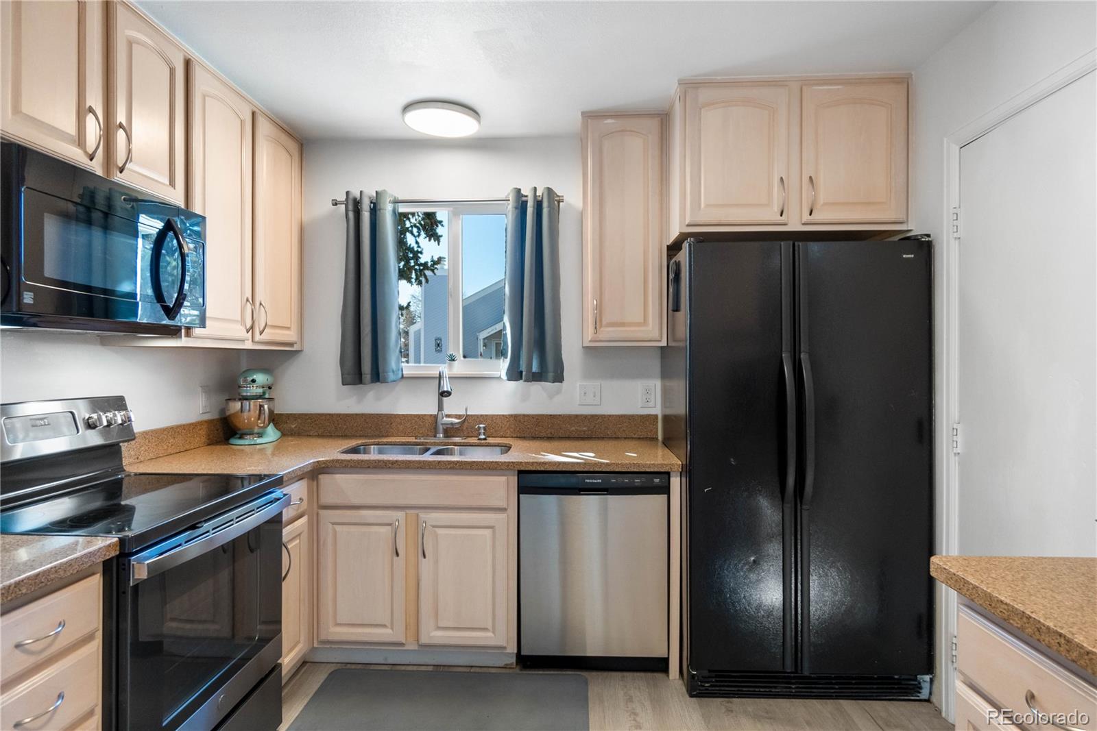 MLS Image #8 for 16482 e radcliff place a,aurora, Colorado