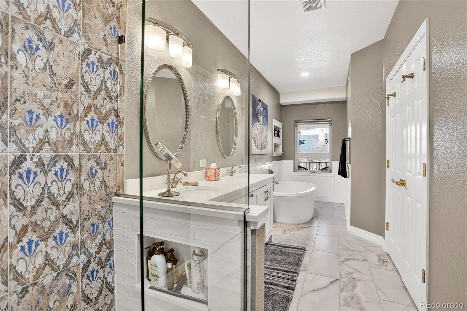 MLS Image #18 for 78  jackson street c,denver, Colorado