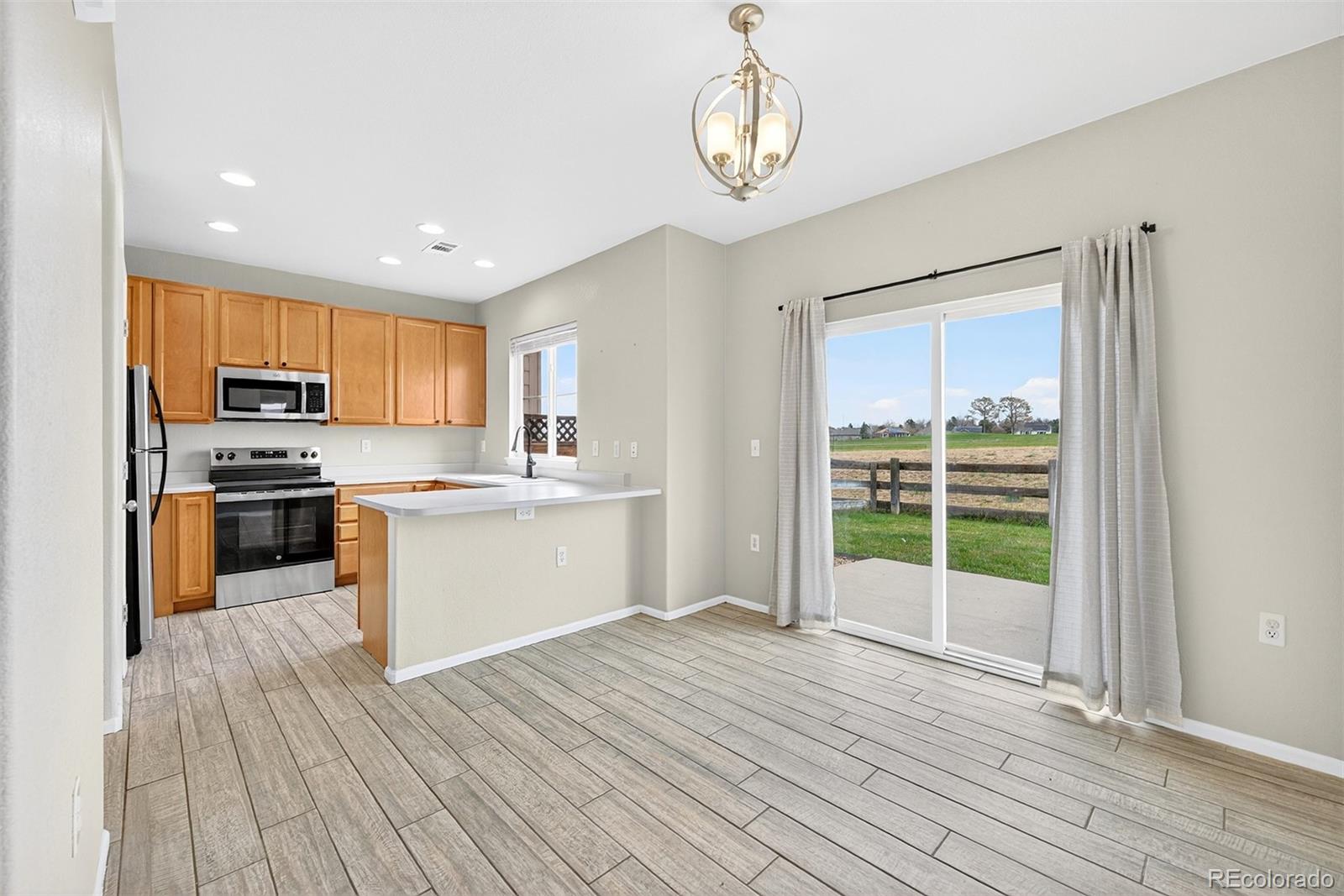 MLS Image #5 for 12962  grant circle a,thornton, Colorado