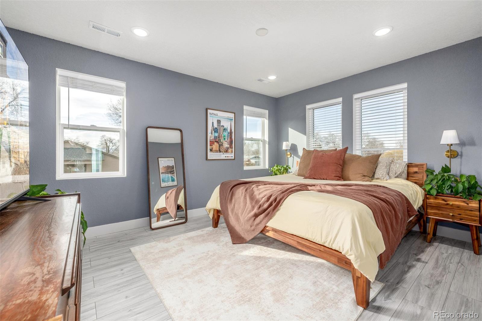 MLS Image #20 for 550 s raleigh street,denver, Colorado