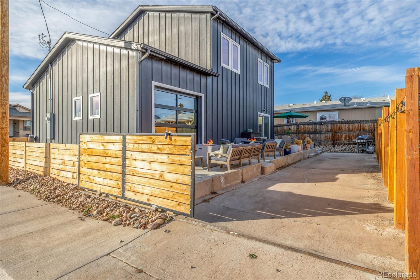 MLS Image #33 for 550 s raleigh street,denver, Colorado
