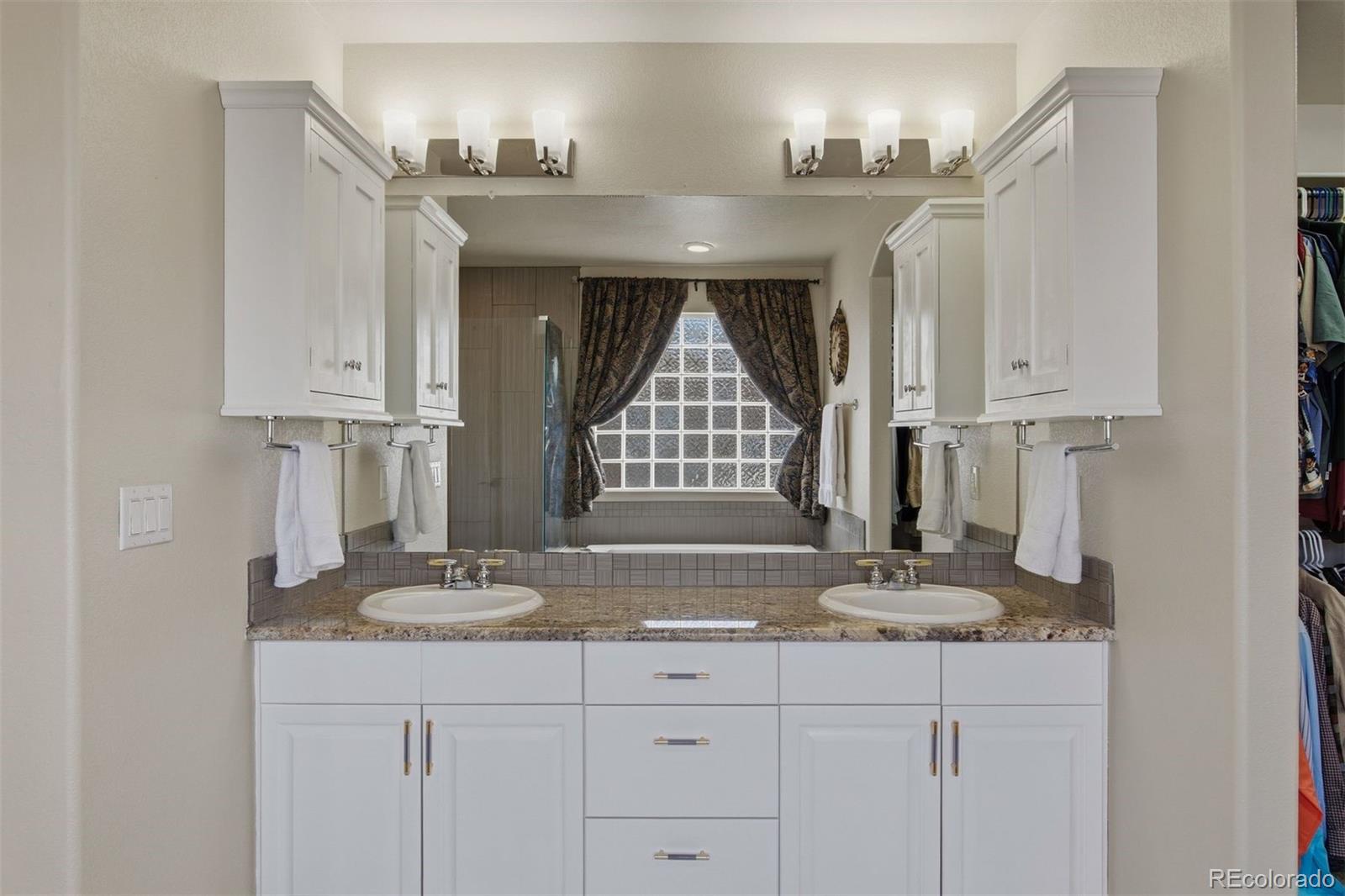 MLS Image #27 for 14833 e lake place,centennial, Colorado
