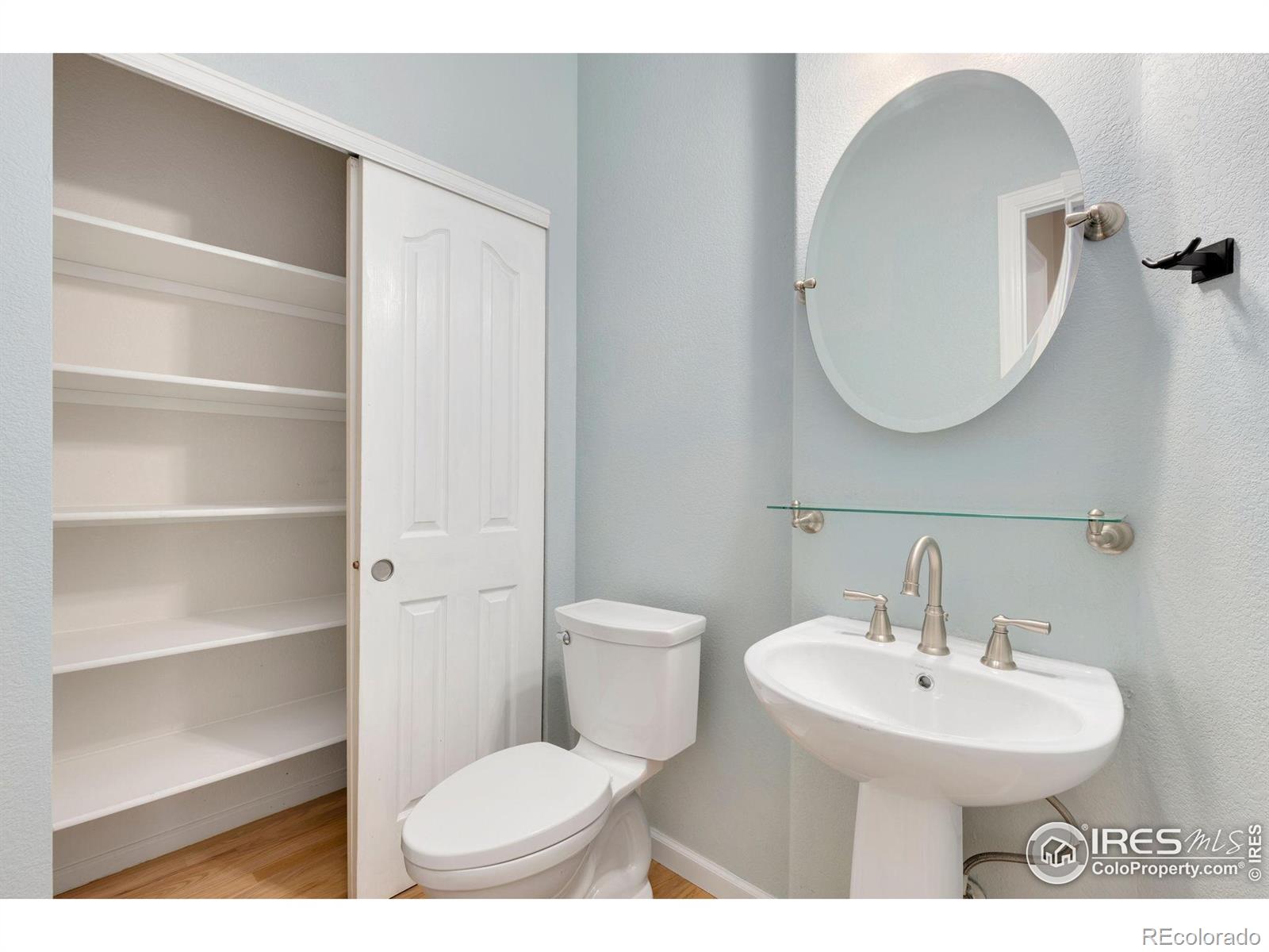 MLS Image #18 for 2010  glenarbor court,longmont, Colorado