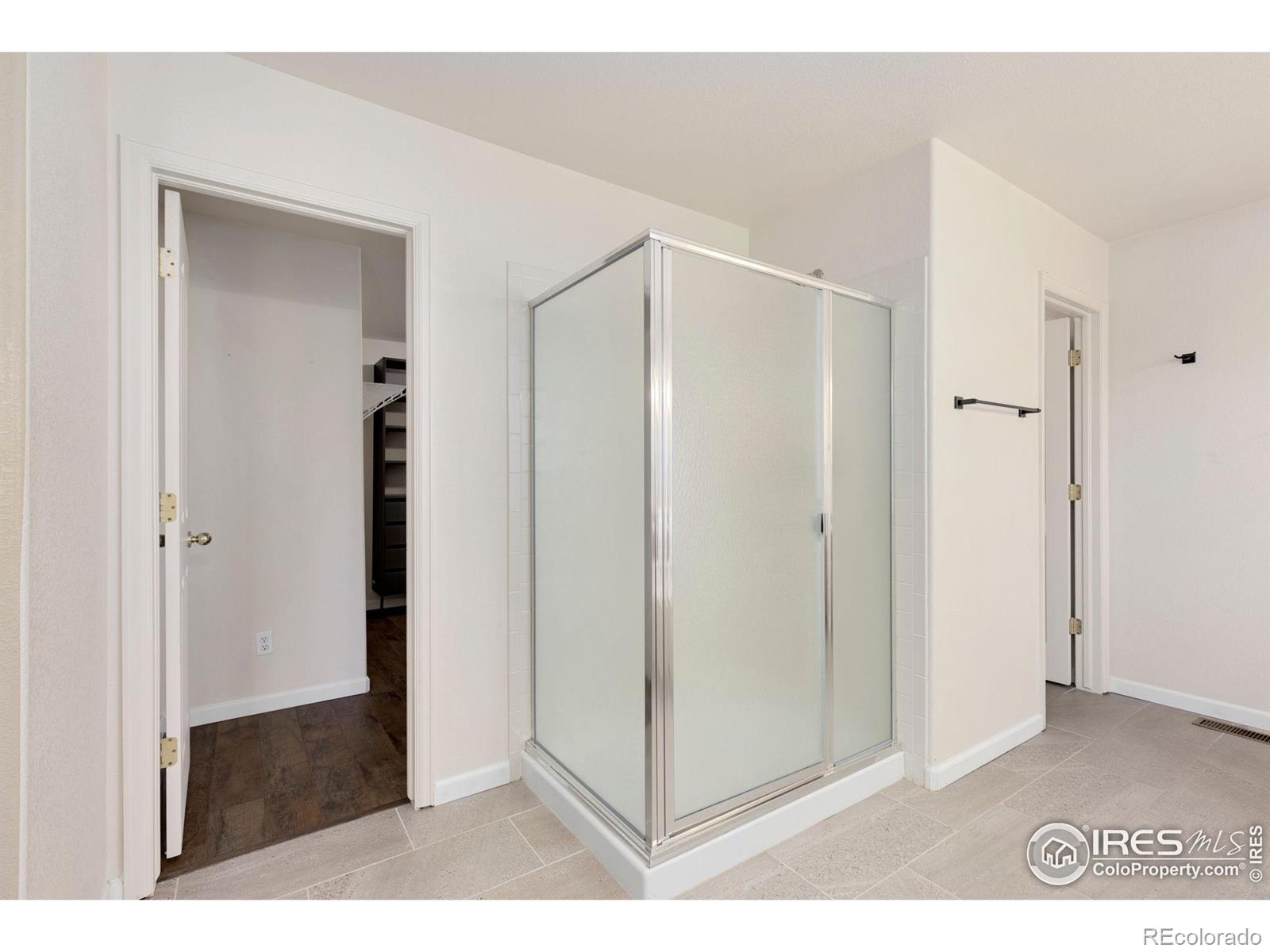 MLS Image #25 for 2010  glenarbor court,longmont, Colorado