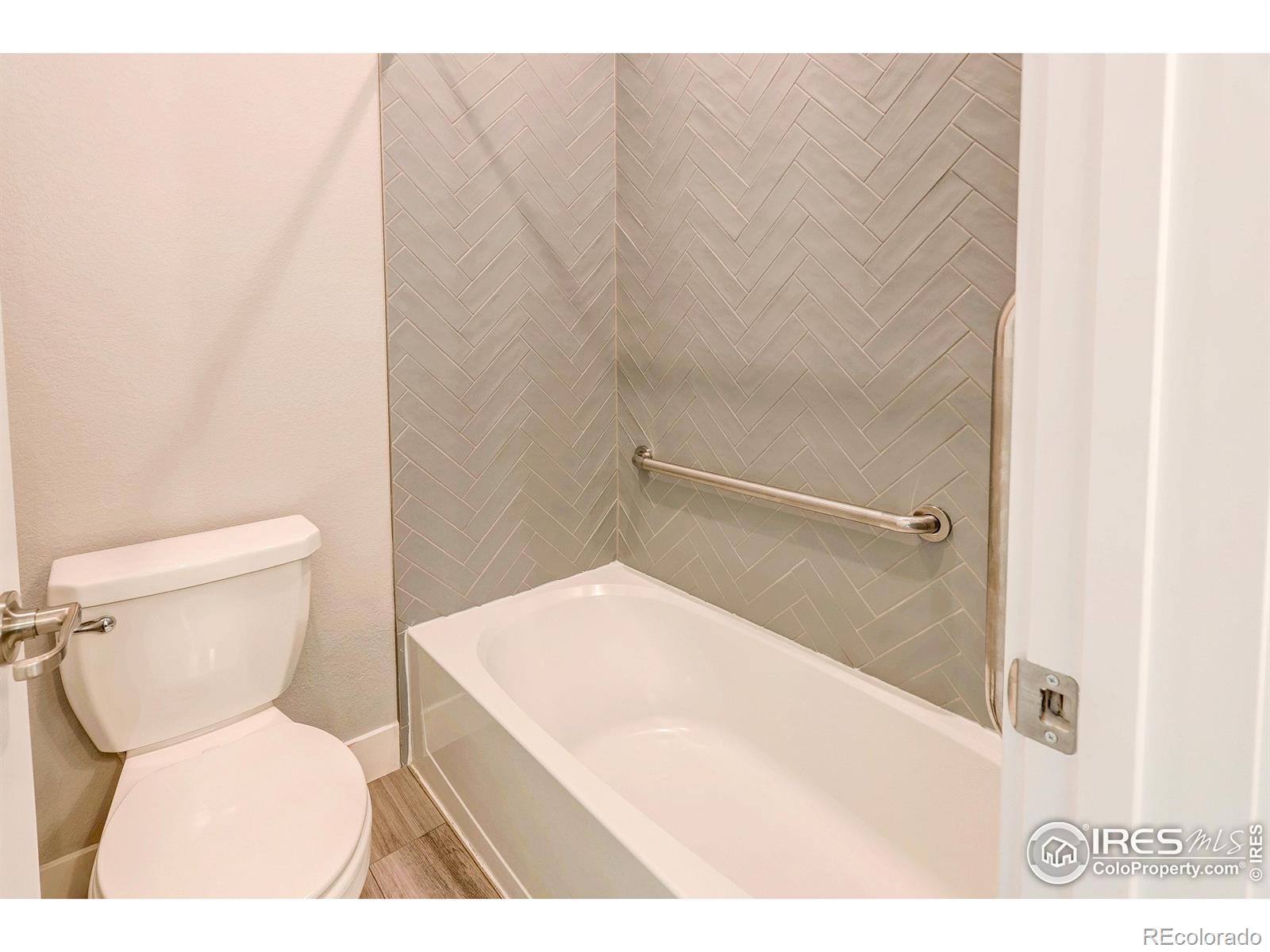 MLS Image #28 for 1837  crisp air drive,windsor, Colorado