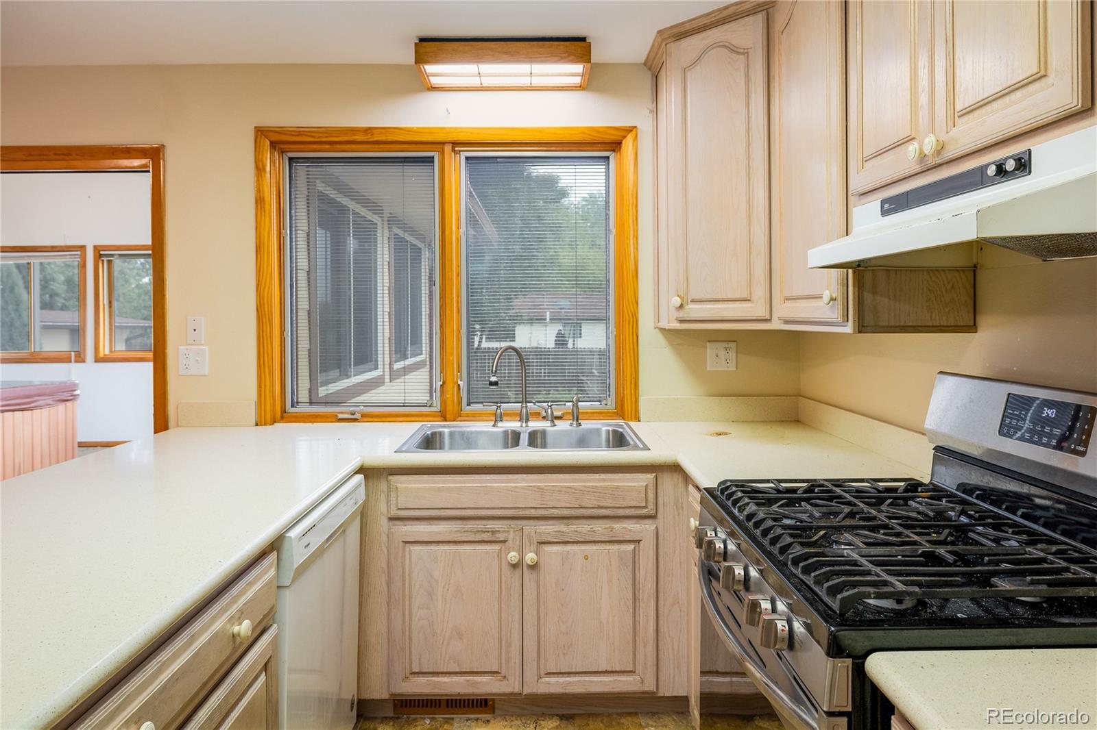 MLS Image #6 for 7646  concord drive,boulder, Colorado
