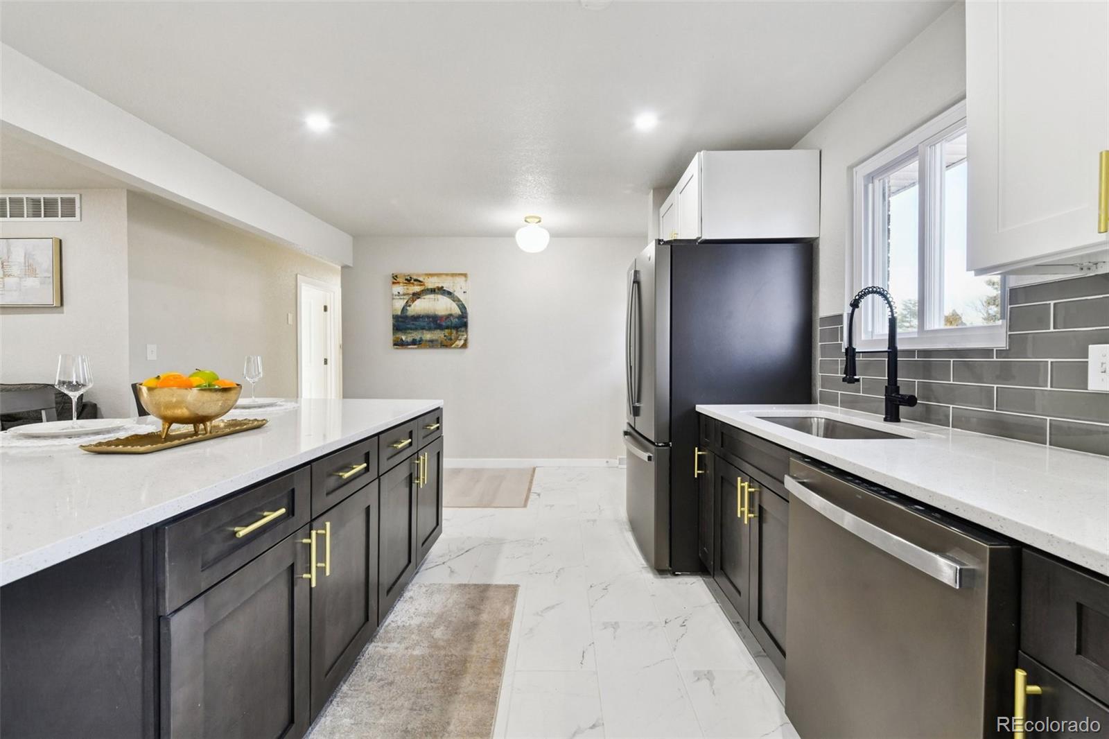 MLS Image #6 for 225  tucson street,aurora, Colorado