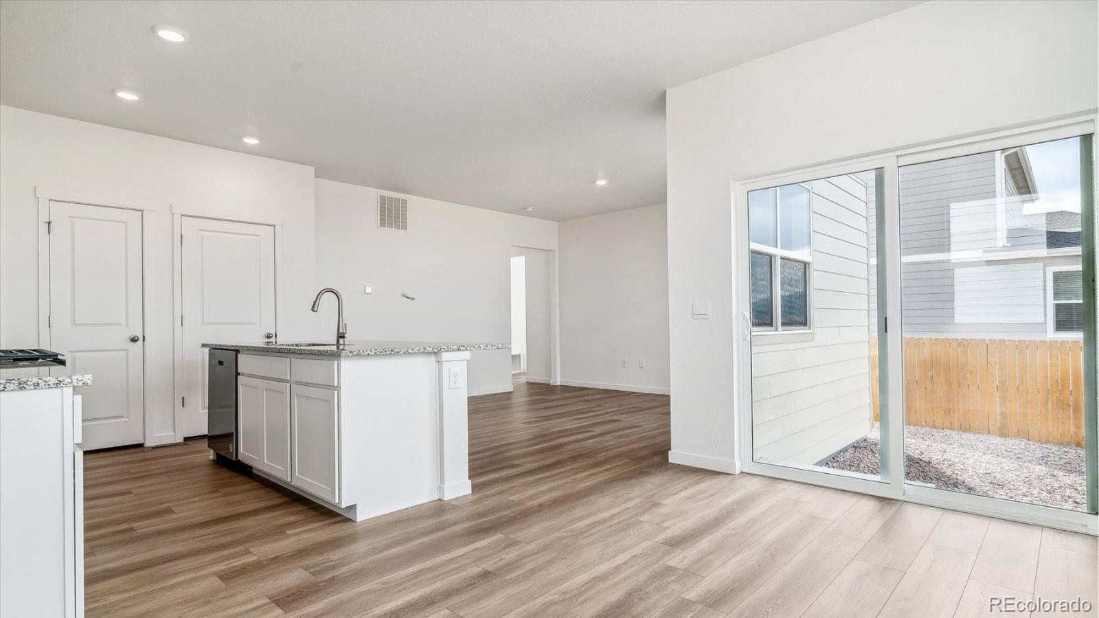 MLS Image #5 for 11643  reagan ridge drive,colorado springs, Colorado