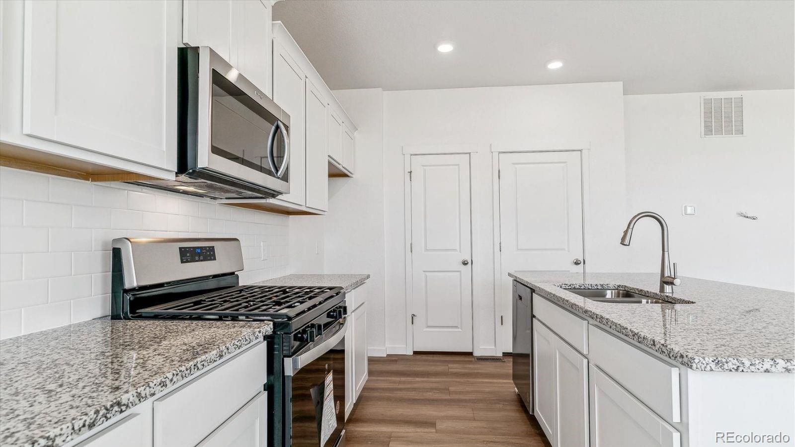 MLS Image #6 for 11643  reagan ridge drive,colorado springs, Colorado