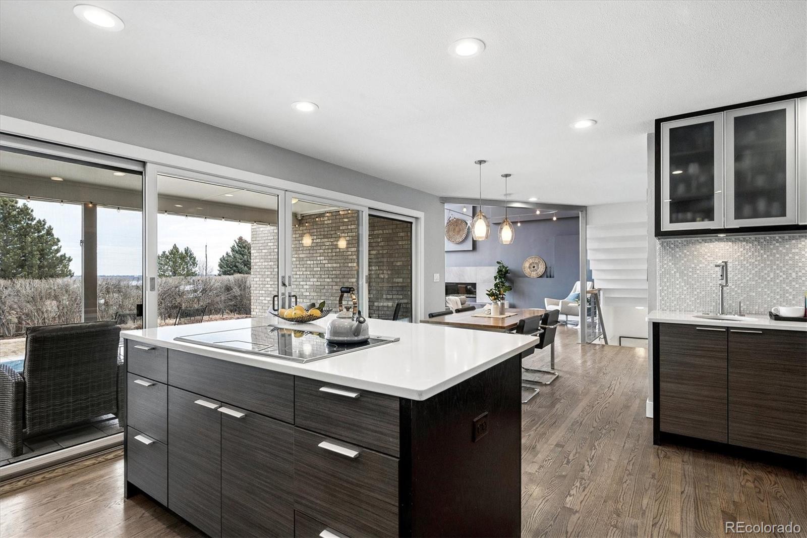 MLS Image #10 for 10293 e sheri lane,englewood, Colorado